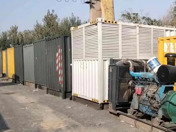 宿州200KW柴油发电机机组每小时油耗是多少？